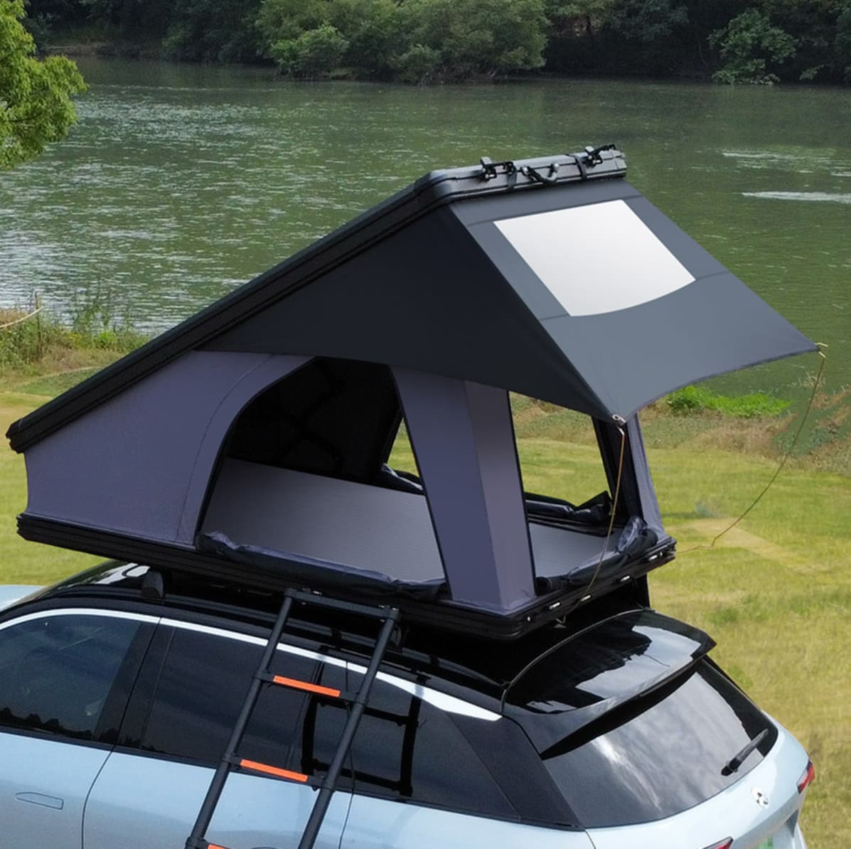 AHS4 3