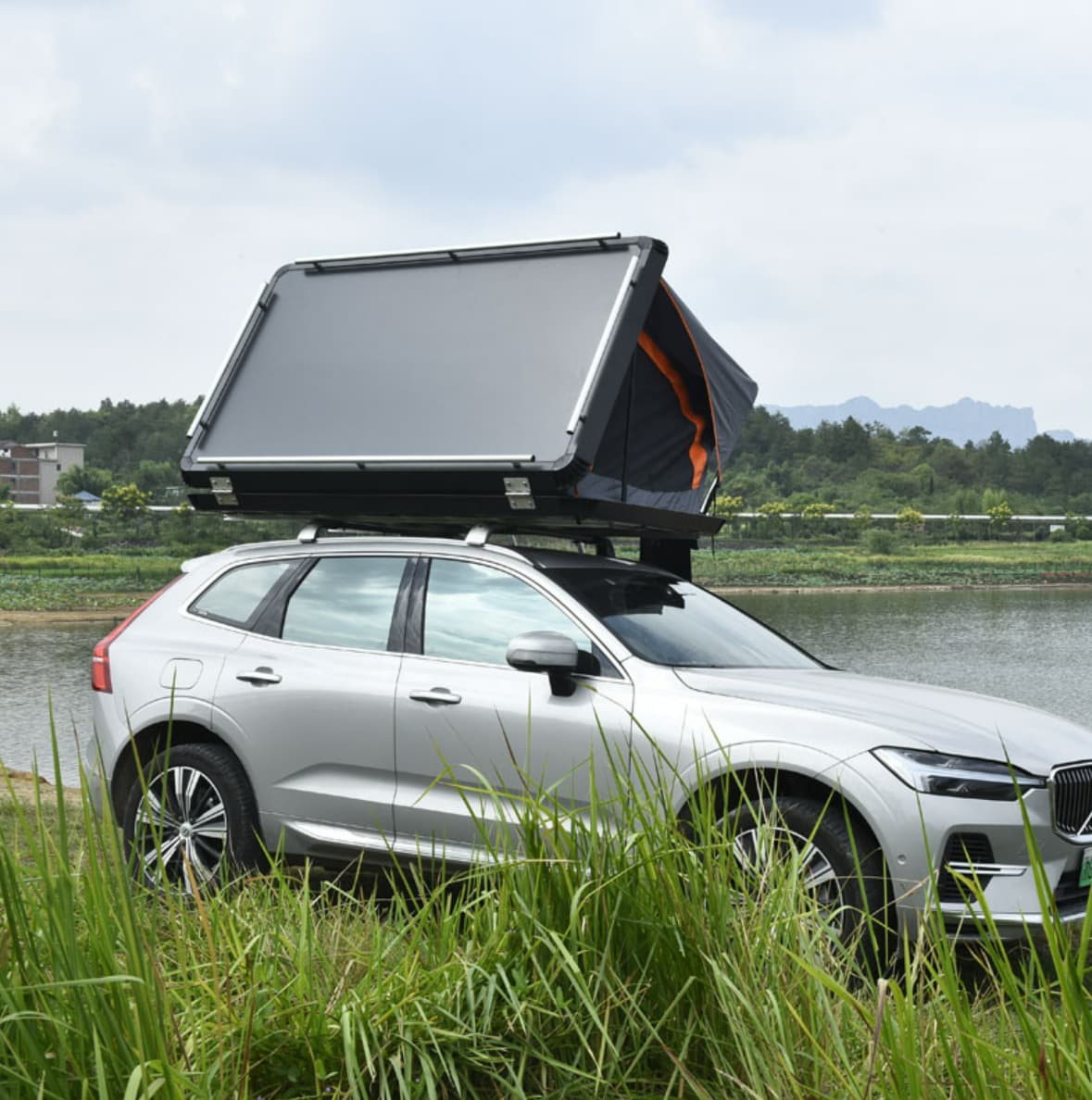 Aluminum Hard Shell Roof Top Tent Side Opening 4